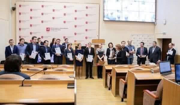 В Москве впервые прошли соревнования на профессиональное мастерство среди учителей