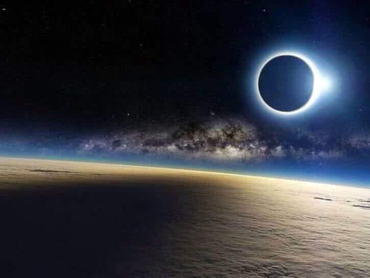 Конспирологи ожидают гибель Земли после июньского солнечного затмения