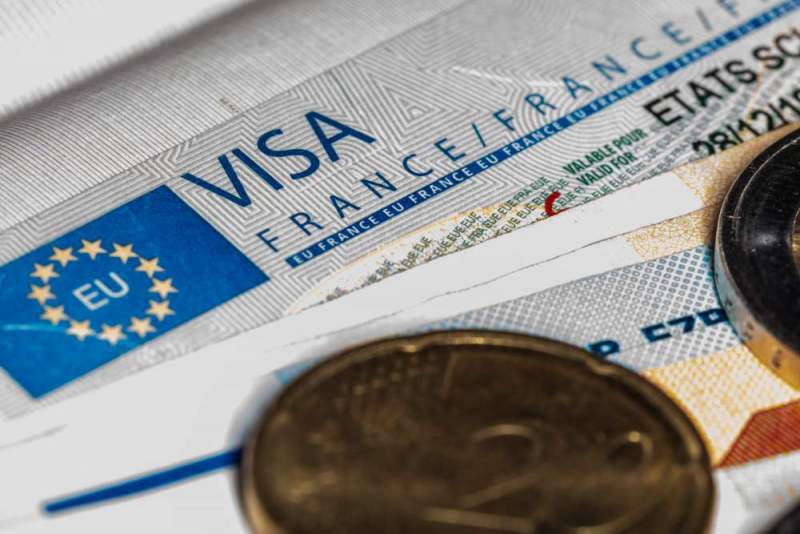 Как оформить визу во Францию