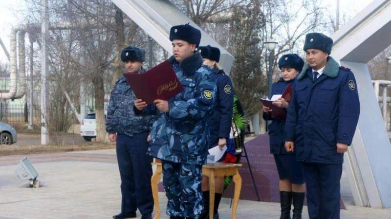 Сотрудники учреждений УФСИН России по Астраханской области приняли присягу и посетили ветеранов уголовно-исполнительной системы