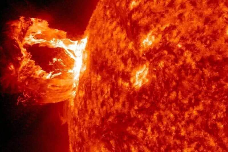 В NASA зафиксировали мощную вспышку на Солнце