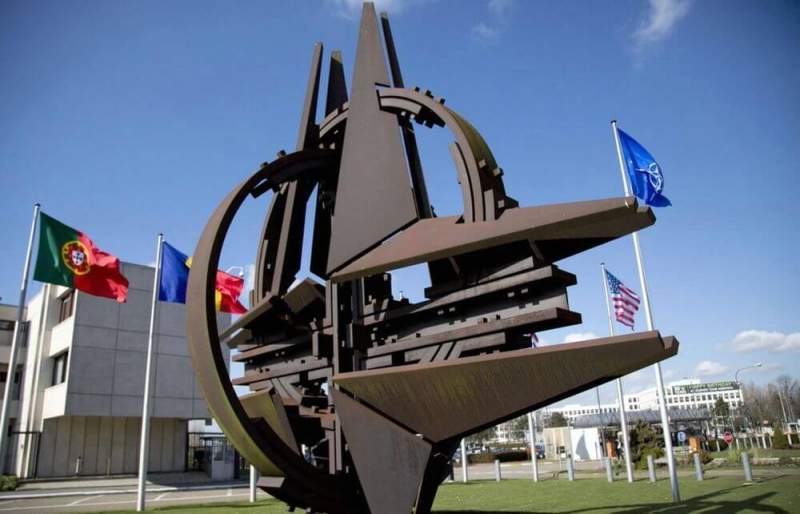"Все же возможно": НАТО в своем докладе оценило возможность войны с Россией