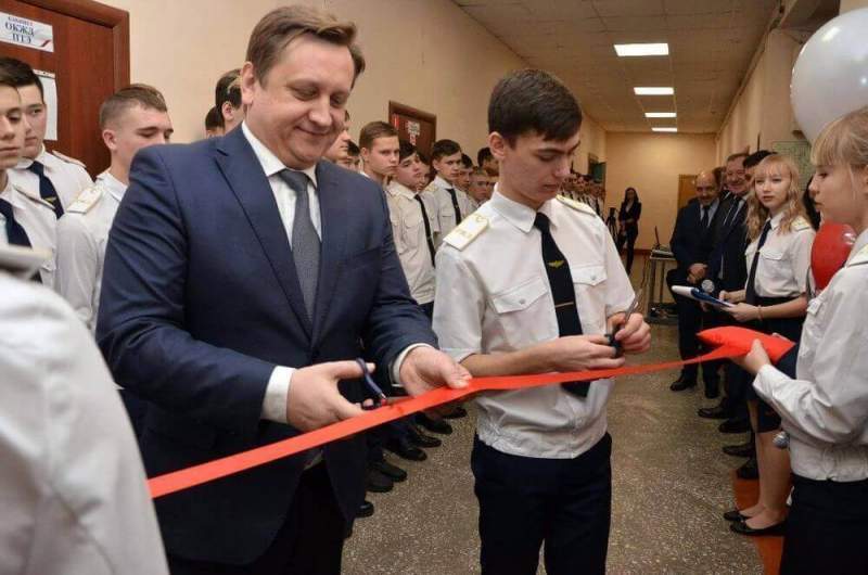 В Барнаульском лицее железнодорожного транспорта состоялось открытие лабораторий с новым учебно-тренировочным оборудованием