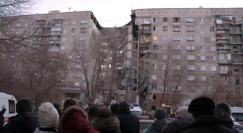 Взрыв дома в Магнитогорске: что известно к этому часу