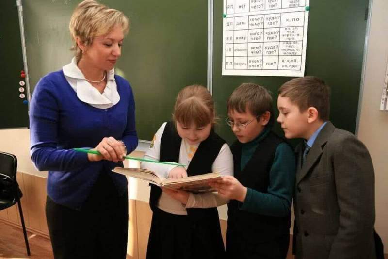 В День учителя чиновники рассказали об изменениях в современных школах