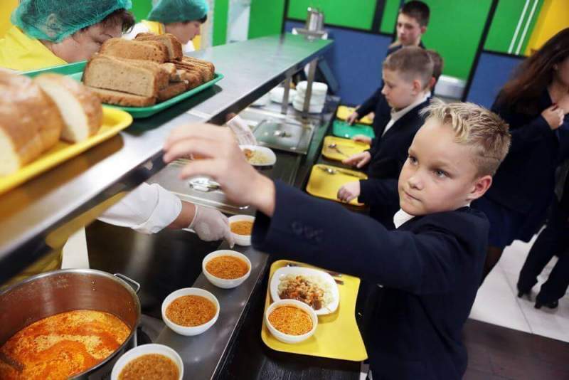 Роспотребнадзор внесет изменения в систему школьного питания