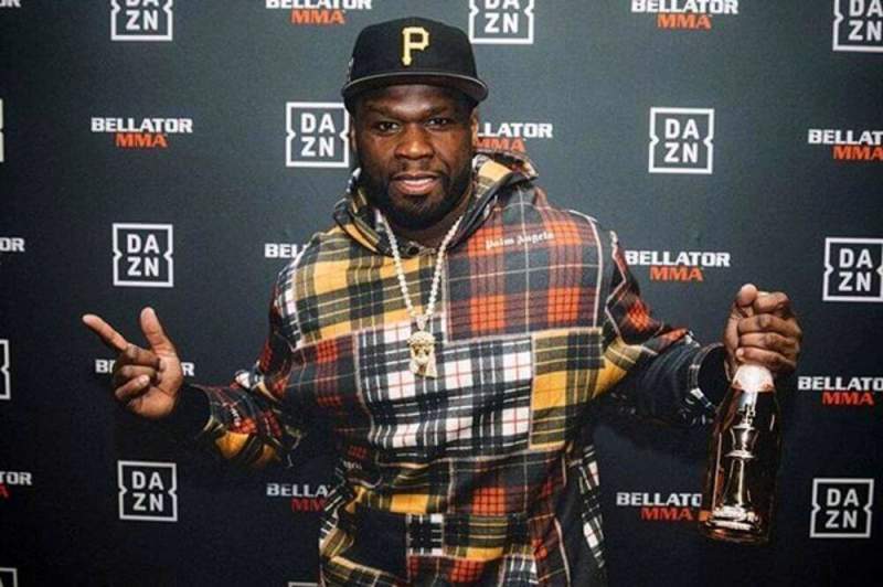 Рэпер 50 Cent предложил российскому бойцу драться за него