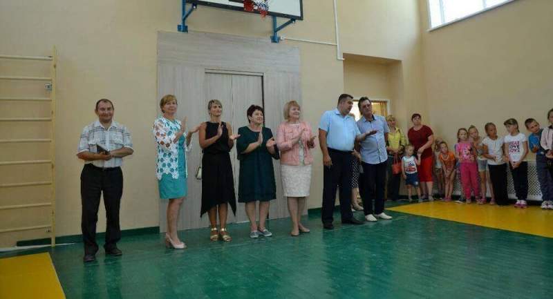 В Ключевском районе Алтайского края к новому учебному году капитально отремонтировали спортивный зал Целинной школы