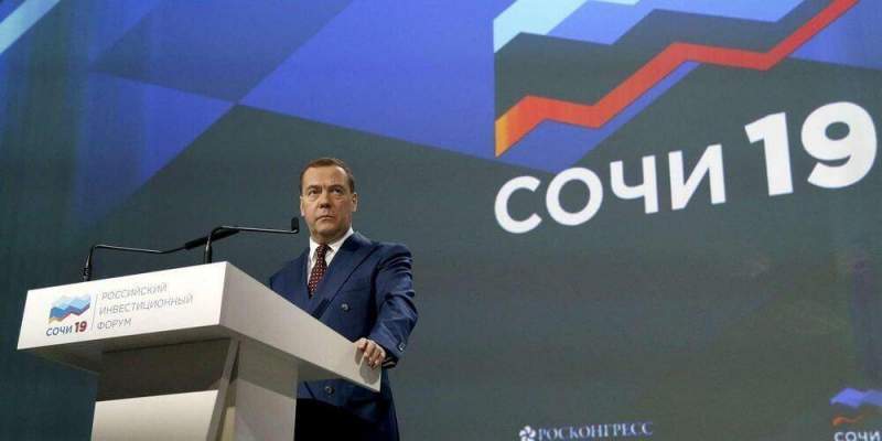Медведев: «Новый пакет санкций против РФ - это шизоидная история»