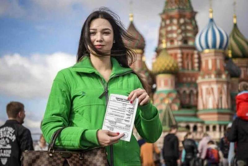 Варианты оформления туристических и деловых приглашений для иностранцев в РФ