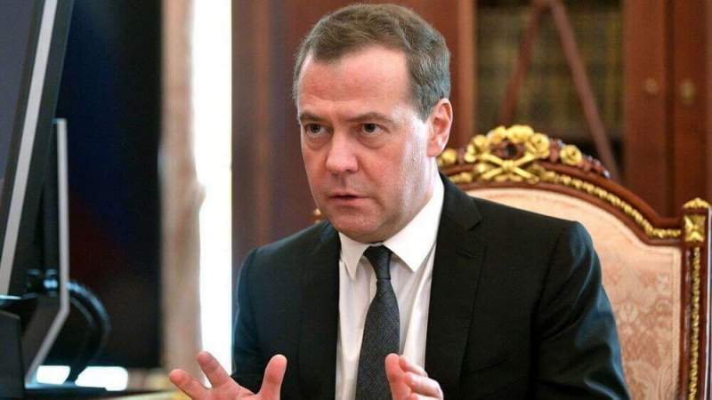 Медведев подтвердил готовность России заниматься восстановлением Ливии  